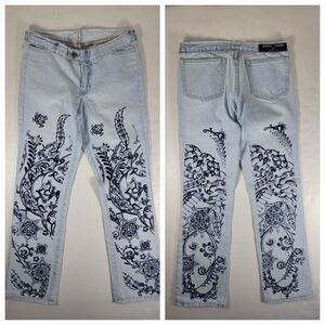 Guess Jeans Sz 26/27 Low Rise Bootcut Light Wash Embroidered DIY Y2K 90's